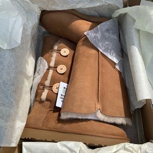 UGG Bailey Button Triplet II Boot